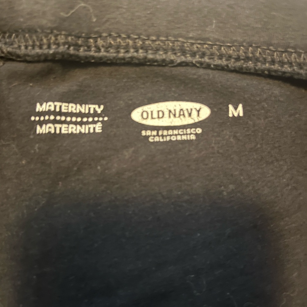 Black ankle length maternity legging Old Navy